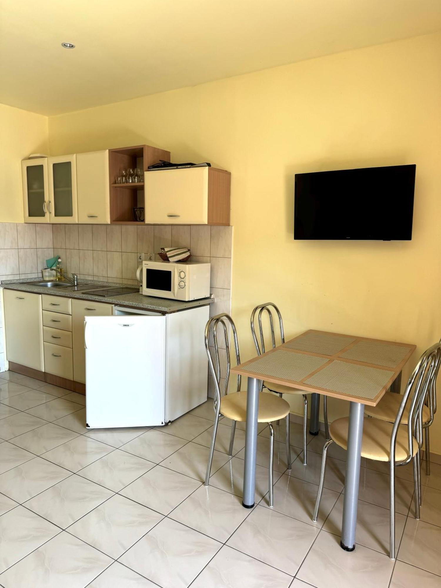 Apartmany Hawaii 파틴체 외부 사진